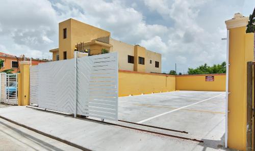 Corales del Sur Apartment | Serviced Studio with Kitchen Las Americas Airport