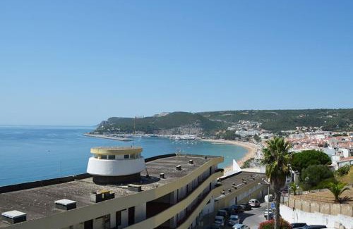 Santiago Apartment | Sesimbra 1111