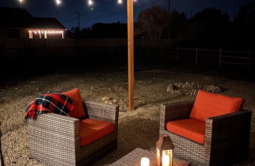 Ellensburg House | Settle In: Modern 4BR with Hot Tub