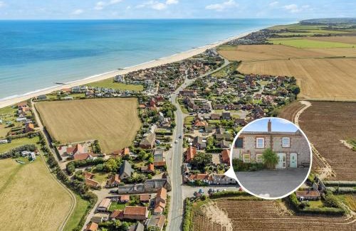 Bacton House | Seven Space - Pilgrims Rest, Cottage in Bacton