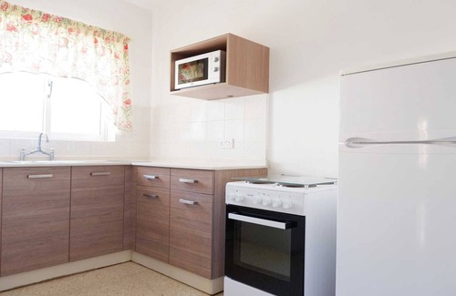 Qawra Apartment | Shamrock