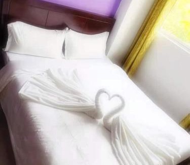 Ermita Night District Apartment | shandong residences 山东宾馆