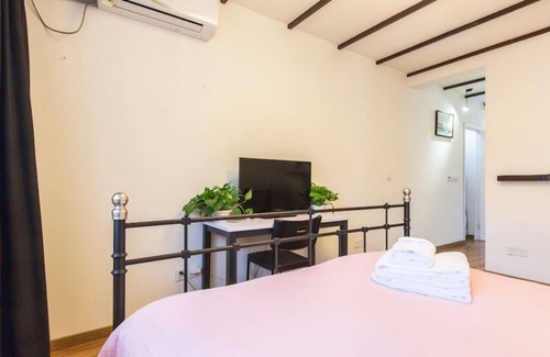 Xuhui Apartment | Shanghai Yanshe Huashan Road Branch
