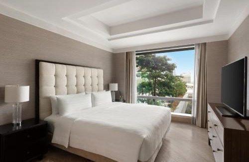 Bonifacio Global City Apartment | Shangri-La Residences The Fort, Manila