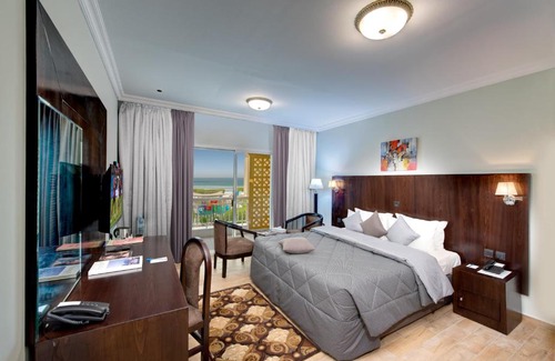 Beach & Coast Resort | Sharjah Carlton Hotel