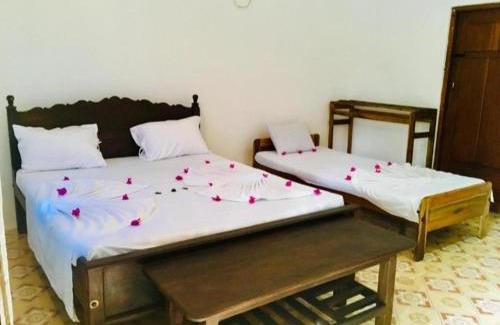 Pottuvil Division 2 Hotel | Shashini Beach Arugam Bay