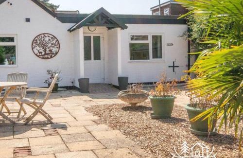 New Forest District Apartment | Sheep Room 11 -Peaceful Double - New Forest