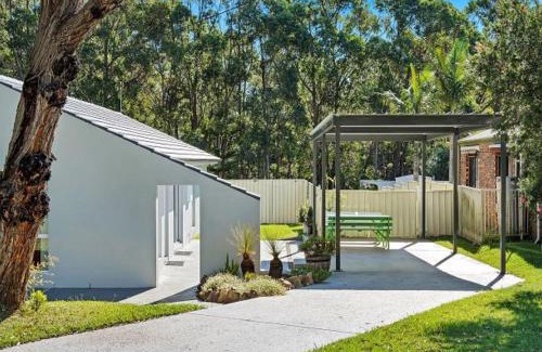 Huskisson House | Shellys by Experience Jervis Bay