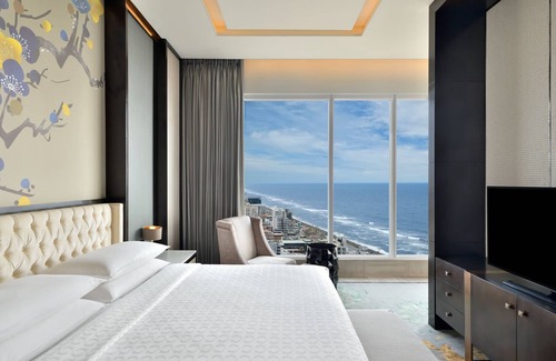 Kollupitiya Hotel | Sheraton Colombo Hotel