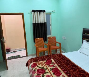 Haraiya Hotel | Shivansh Palace