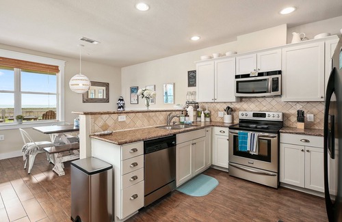 Galveston Condo | Shore Nuff- Book 5+ nights and get 15% discount- Beach Front Ocean Views-