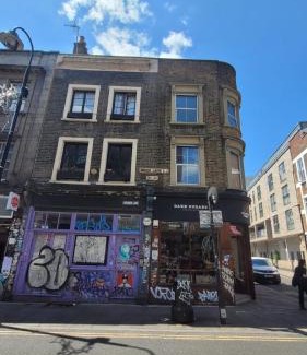 Weavers Apartment | Shoreditch Escape by City Sparrow