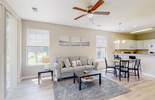 Carolina Forest Apartment | Shoreline Serenity at River Oaks