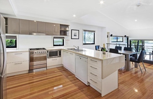 Hamilton Island Apartment | Shorelines 1