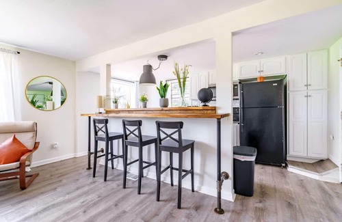 Victorian Village House | Short North Convention Private Parking Pets