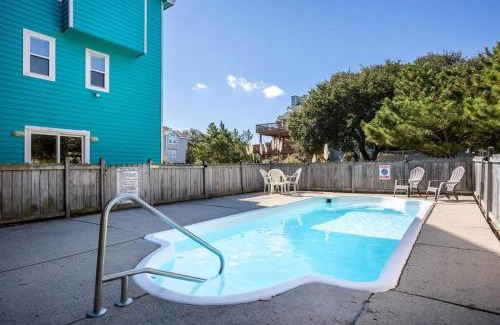 Ocean Sands House | Short walk to Beach with Pool Game Room and Spa