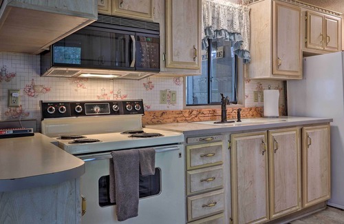 Show Low House | Show Low Home w/ Deck & Grill - 13 Mi to Hon-Dah!