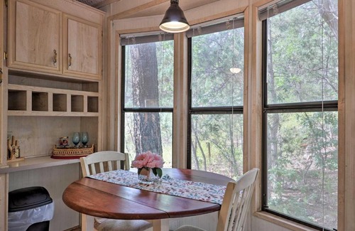 Show Low House | Show Low Home with Deck and Grill - 13 Mi to Hon-Dah!