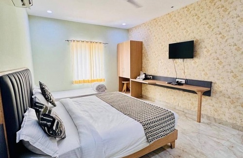 Udaipur Hotel | Shree Khodiyar Palace