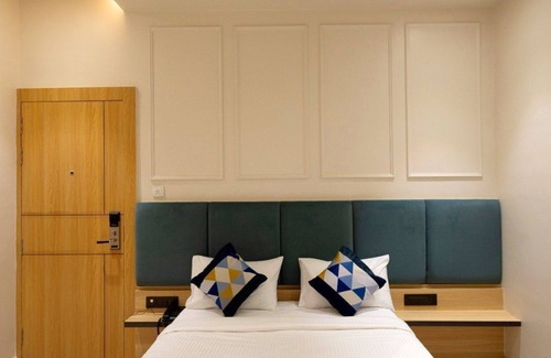 Sigra Hotel | Shri Govindam Banaras