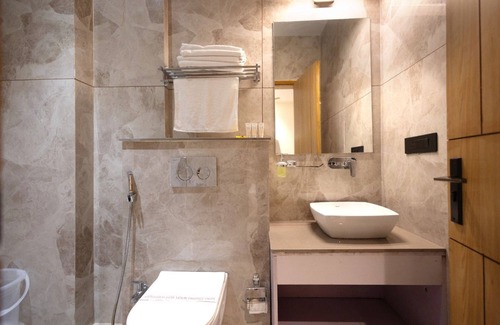 Sigra Hotel | Shri Govindam Banaras