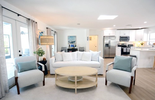 Siesta Key House | Siesta Key Sanctuary 3 Bedroom Home by RedAwning