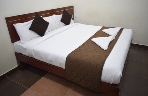 Kalapettai Hotel | Signature Inn