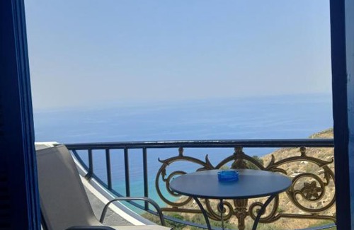 Kato Aprovatou Hotel | Silia Galini