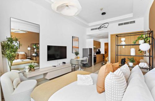 Dubai Apartment | Silkhaus New Studio in ASB Tower Walking distance to mall