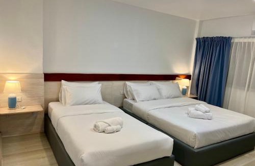 Suan Luang Hostel | Silpasala StayZ