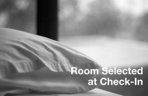 Estes Park Hotel | Silver Moon Inn