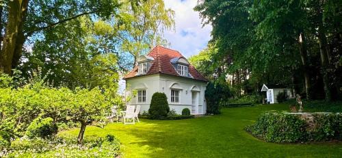 Eckernfoerde House | Simon