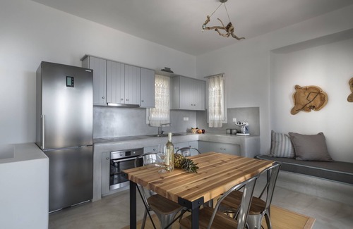 Kithnos House | Simousi Villas