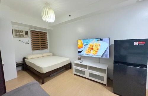 South Triangle Apartment | Simple Comforts Studio at MPlace