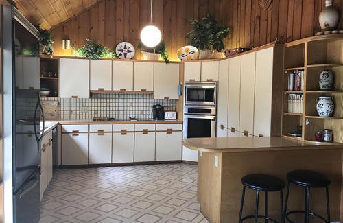 Lincoln House | Single family home steps from Loon Mountain