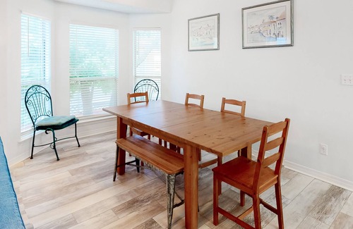 Clipper Cove House | Single-level home near beaches with a washer/dryer & central AC plus pool access