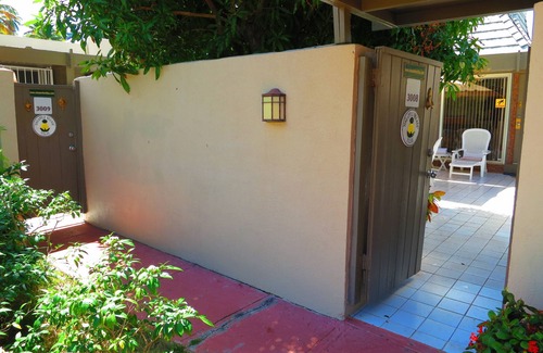 Frydendal Villa | Single Level Villa 4 rooms, 45 seconds to beach, wi-fi included.