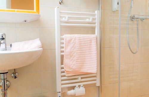 Niederau Hotel | Single room with breakfast - Hotel Schneeberger