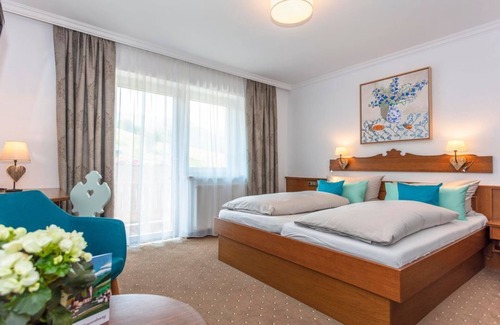 Maria Alm am Steinernen Meer Bed & Breakfast | Single room with shower, WC - Pinzgauer Hof, Hotel-Pension