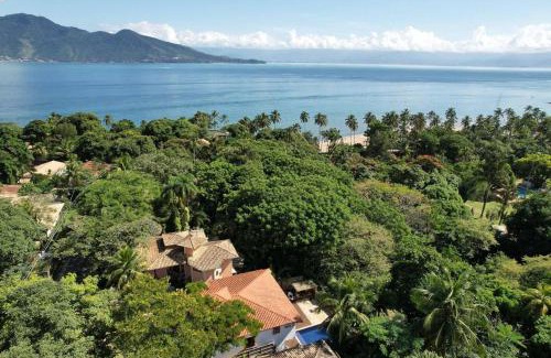 Ilhabela House | Sinta a Ilha mais Bela - 150m das praias do Viana e Siriúba