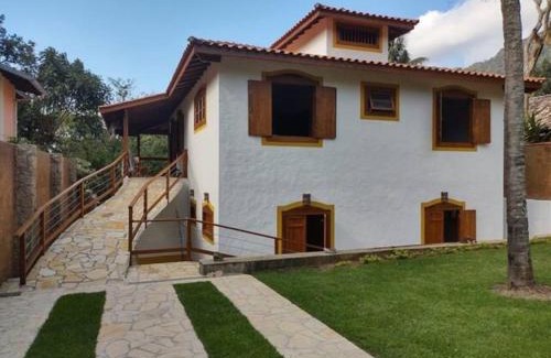 Ilhabela House | Sinta a Ilha mais Bela - 150m das praias do Viana e Siriúba