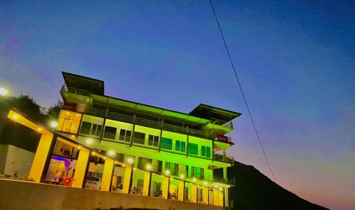 Mussoorie Hotel | Sitara Scenic Mountain View Hotel & Resort, Mussoorie - Luxury Rooms with open Rooftop Cafe