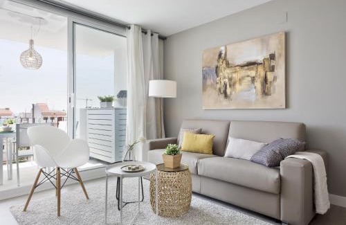 Sitges Town Center Apartment | Sitges Spaces Oasis Penthouse 3 Bedroom, 2 Bathroom, Terrace, Pool, Sleeps up to 6