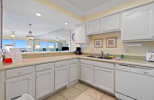 Miramar Beach Condo | Sixth-floor Gulf-front Condo with balcony, outdoor Pool & Gym