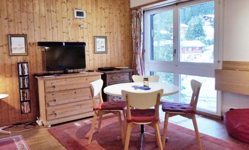 Anzere Apartment | Ski-in Apartment in Anzere