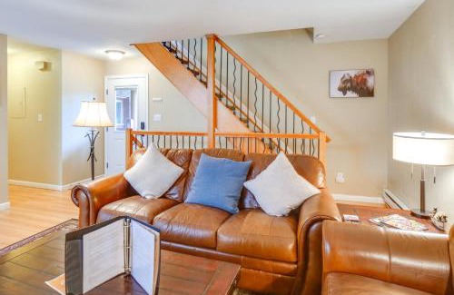 Four O'Clock House | Ski-In Retreat with Pool Access 2 Blocks to Main St