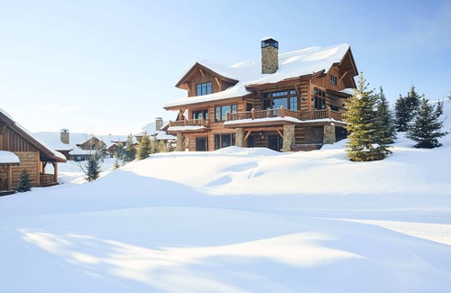 Spanish Peaks House | Ski-In /Ski-out Cabin in Spanish Peaks Mountain Club! Luxury on the Slopes!
