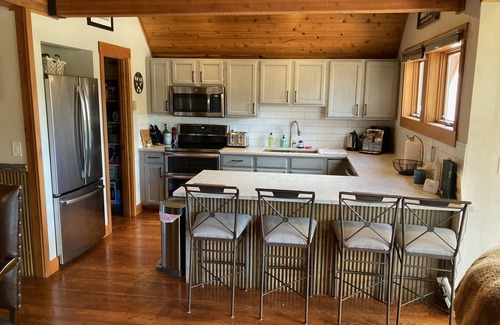 Big Sky Ski Chalet | Ski-in Ski-out Mountain Village Chalet with private hot tub