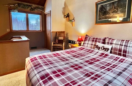 Lutsen House | Ski-In, Ski-Out Townhome with Lofted Owner's Suite