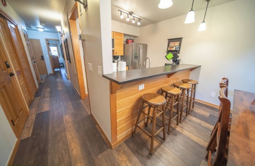 Mountain House Condo | Ski Run 303